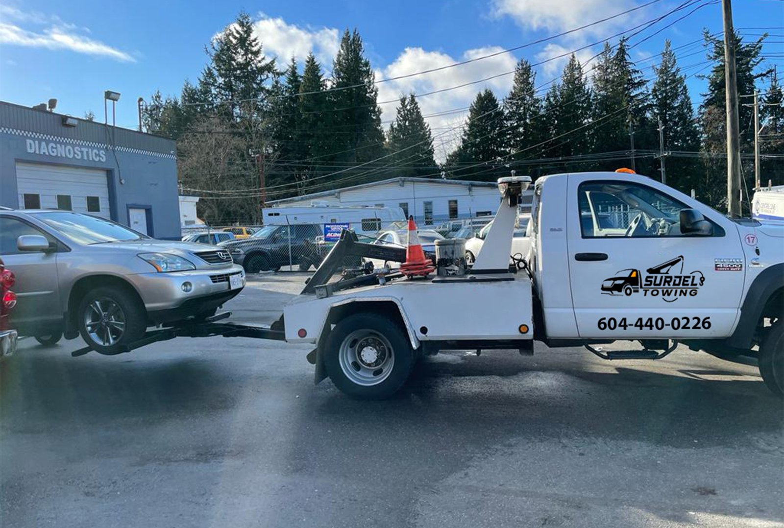 Surdel Towing Service in Surrey 1 Surdel Towing Ltd - Surrey Delta Unlock Regular Flat Bed Towing | CASH For Scrap Cars
