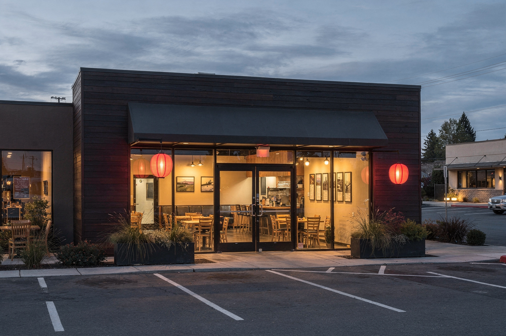 manchu masala restaurant local outside view | GPS: 49.204155, -122.907668